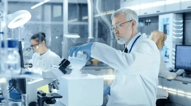 What the 2025 CLIA Updates Mean for Labs and How Environmental Monitoring Supports Compliance